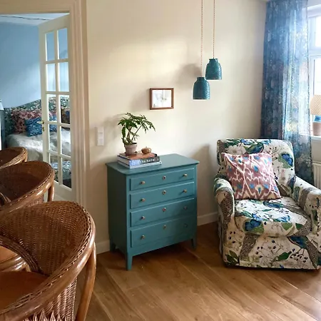 Daire Newly Renovated Flat In Heart Of *