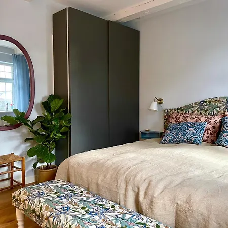 Daire Newly Renovated Flat In Heart Of *